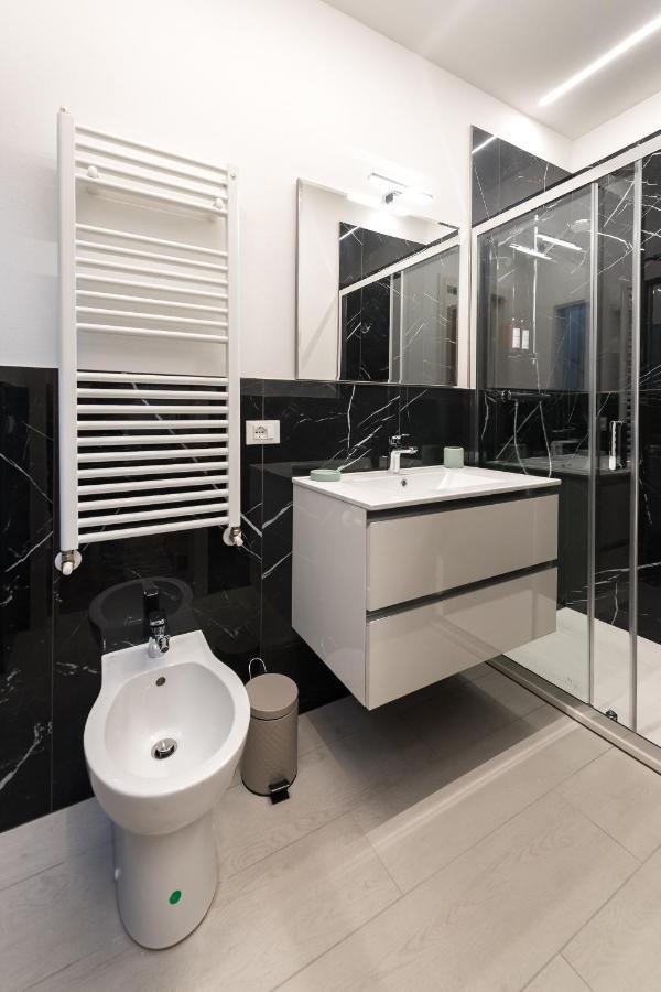 Obsidian -Centro- Wifi + Free Parking Apartment Ravenna Exterior photo