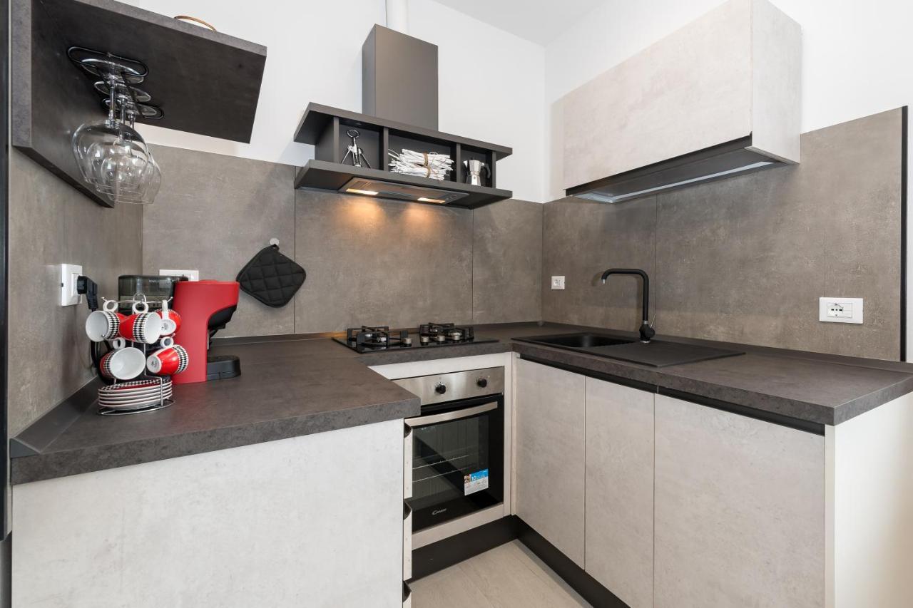Obsidian -Centro- Wifi + Free Parking Apartment Ravenna Exterior photo